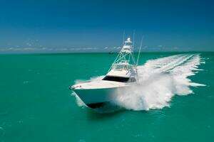 2011 Viking 70 Convertible thumbnail 10