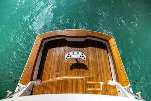 2011 Viking 70 Convertible thumbnail 69