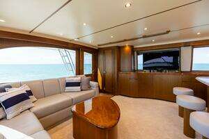 2011 Viking 70 Convertible thumbnail 47
