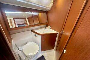 2015 Beneteau Oceanis 45 thumbnail 73