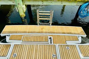 Teak swim platform on 2015 Beneteau Oceanis 45 yacht, docksi