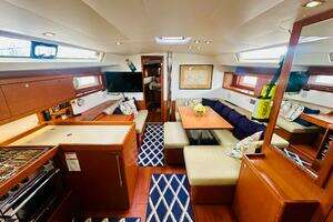 2015 Beneteau Oceanis 45 thumbnail 55