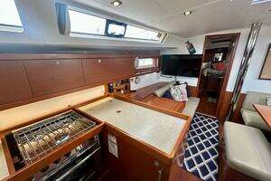 2015 Beneteau Oceanis 45 thumbnail 56