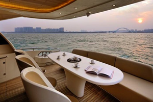 ALLEGRO FLYBRIDGE 82 MODEL-X