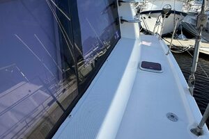 2013-robertson-and-caine-leopard-44-sail-9877437-20250719084839496-1.jpg