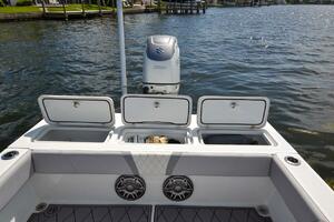 28ft Canyon Bay Yacht For Sale