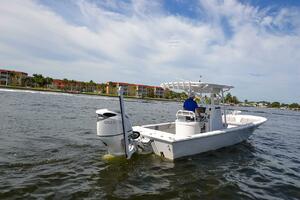 28ft Canyon Bay Yacht For Sale