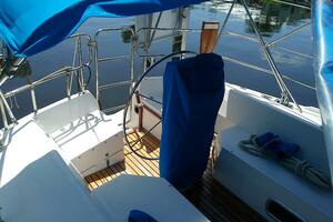 Vessel Image #9
