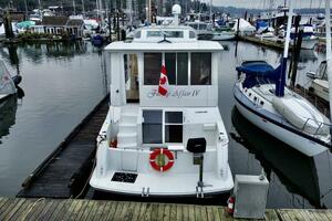 Family Affair IV 50ft Carver Yacht For Sale