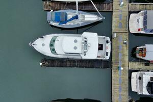 Family Affair IV 50ft Carver Yacht For Sale