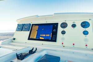 2017 Ferretti Yachts 750 thumbnail 42