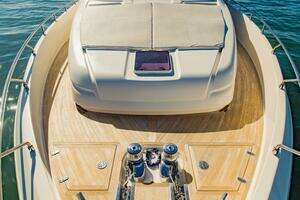 2017 Ferretti Yachts 750 thumbnail 31