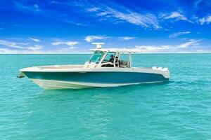 RIKI TIKI 38ft Boston Whaler Yacht For Sale