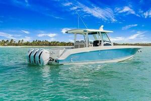 RIKI TIKI 38ft Boston Whaler Yacht For Sale