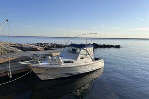 24ft Limestone Yacht For Sale