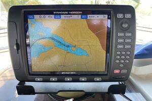 24ft Limestone Yacht For Sale