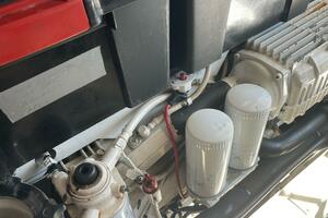 Regal 52 Sport Coupe - Engine Room