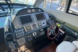 Regal 52 Sport Coupe - Helm