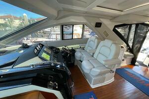 Regal 52 Sport Coupe - Helm Deck
