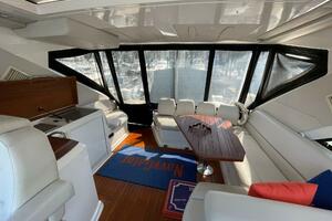 Regal 52 Sport Coupe - Helm Deck Seating
