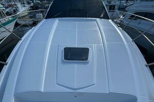 Regal 52 Sport Coupe - Bow