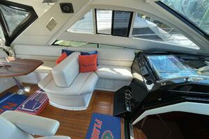 Regal 52 Sport Coupe - Helm Deck