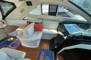 2009 Regal 5260 Sport Coupe thumbnail 8