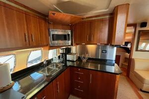 Regal 52 Sport Coupe - Galley
