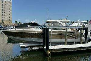  2019 Formula 350 Crossover Bowrider Yacht For Sale in Cape Coral FL