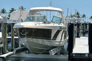 35FT (10.67M) FORMULA Worth Avenue Yachts