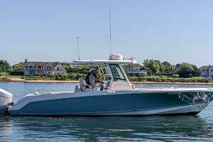 Just Wednesdays 2022 Boston Whaler 330 Outrage Yacht For Sale in Montauk NY