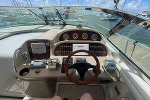 2003 Sea Ray 360 Sundancer thumbnail 9