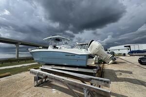 28ft Twin Vee Yacht For Sale