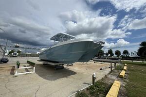 28ft Twin Vee Yacht For Sale