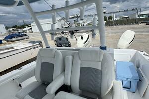 28ft Twin Vee Yacht For Sale