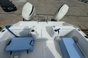 28ft Twin Vee Yacht For Sale