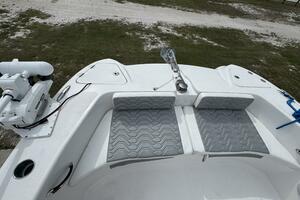 28ft Twin Vee Yacht For Sale