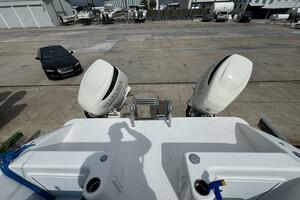 28ft Twin Vee Yacht For Sale