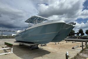 28ft Twin Vee Yacht For Sale