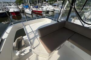 2016 Carver C34 Aft Bridge Seating