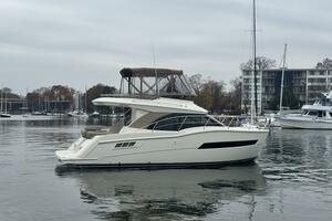 Melody Rose 34ft Carver Yacht For Sale
