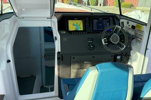 Stock 20 37ft Axopar Yacht For Sale