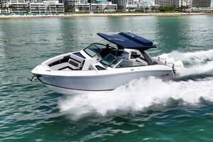 Yacht for sale 33FT (10.16M) COBALT