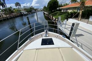 Yacht for sale 56FT (17.3M) AZIMUT