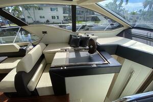 56FT (17.3M) AZIMUT