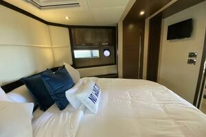 Sky One 55ft Azimut Yacht For Sale