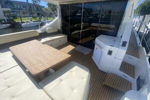 Sky One 55ft Azimut Yacht For Sale