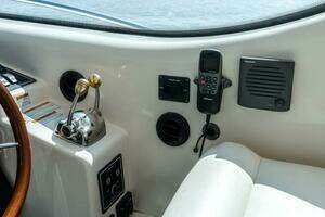 2007 Tiara Yachts 4300 Sovran thumbnail 10