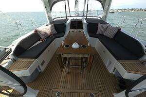 2019 Beneteau Oceanis 46.1 thumbnail 18