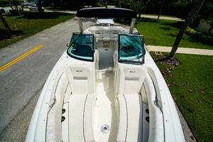 27ft Sea Ray Yacht For Sale